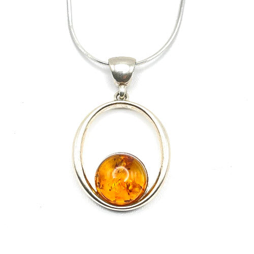 Round Baltic Amber Pendant in Sterling Silver Strand - 101